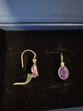 Gold vintage Drop Earrings with Purple Gemstones  Amethyst  .Gold 10K